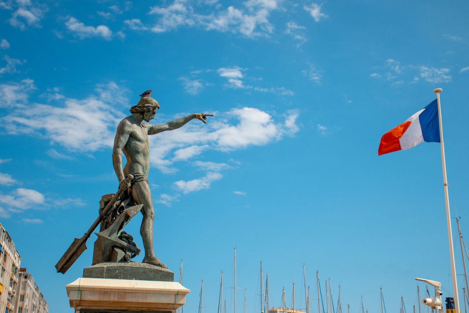 Le port de Toulon, à un quart d'heure des bureaux de l'agence